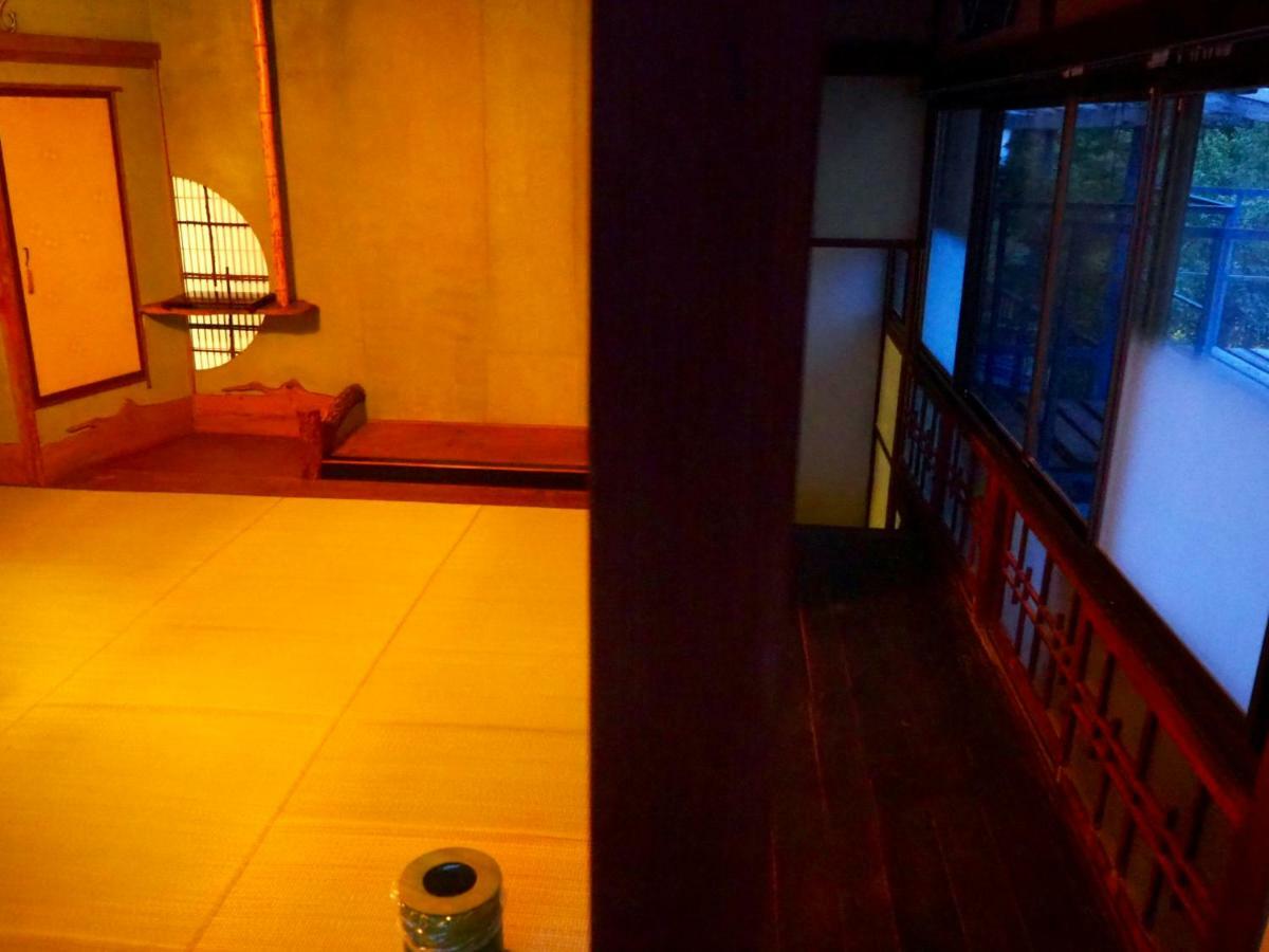 飲んで泊まれる古民家 -浮木-Fumoku Chino Exterior foto